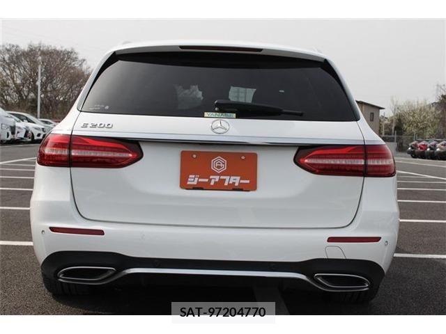 Mercedes Benz E-CLASS 2021-03 8036683-10