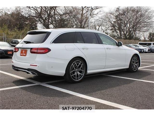 Mercedes Benz E-CLASS 2021-03 8036683-13