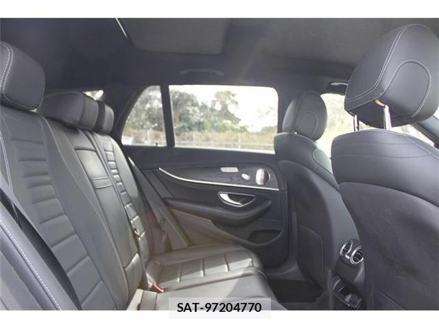 Mercedes Benz E-CLASS 2021-03 8036683-27