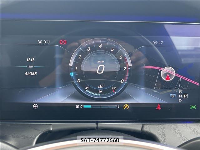 Mercedes Benz E-CLASS 2017-09 8036685-8