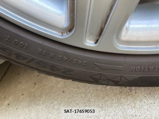 Mercedes Benz E-CLASS 2018-02 8036686-9