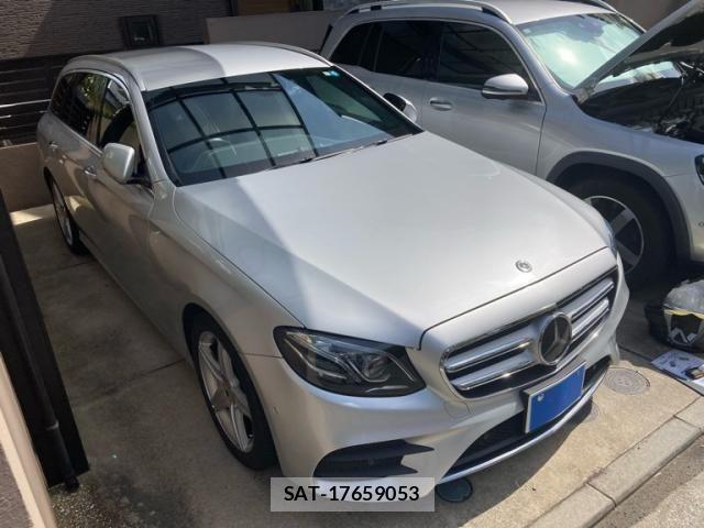 Mercedes Benz E-CLASS 2018-02 8036686-1