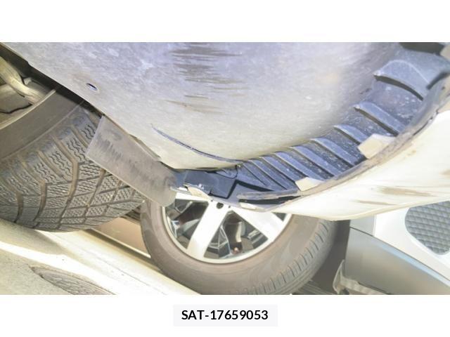 Mercedes Benz E-CLASS 2018-02 8036686-24