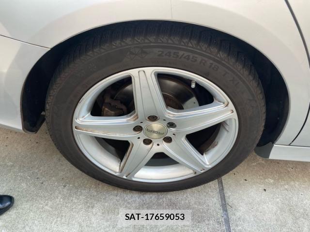 Mercedes Benz E-CLASS 2018-02 8036686-7