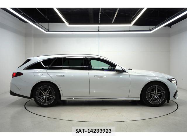 Mercedes Benz E-CLASS 2024-02 8074543-3