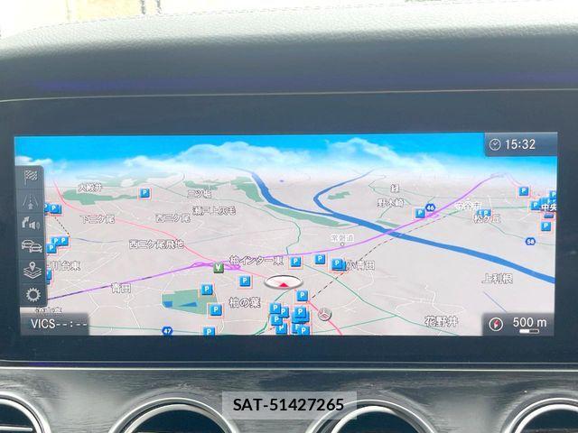 Mercedes Benz E-CLASS 2017-10 8131182-4