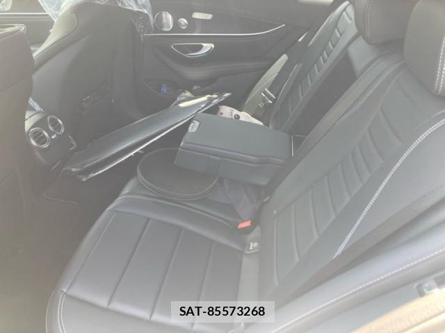 Mercedes Benz E-CLASS 2017-08 8158788-11