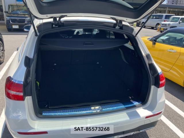 Mercedes Benz E-CLASS 2017-08 8158788-12