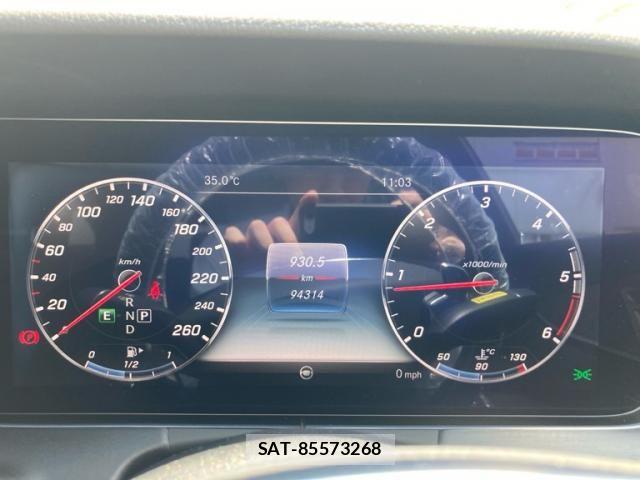 Mercedes Benz E-CLASS 2017-08 8158788-14