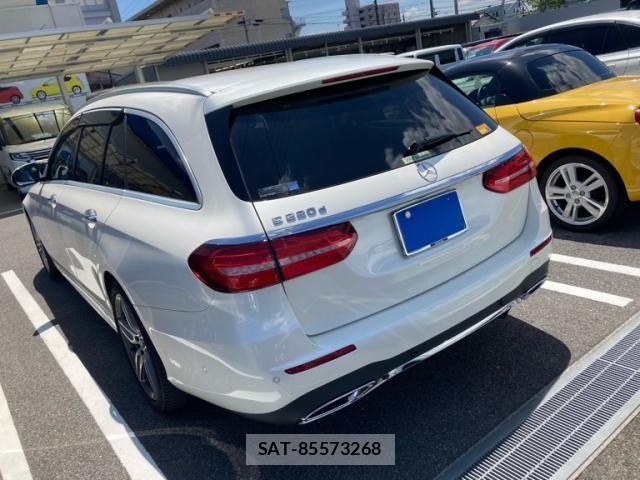 Mercedes Benz E-CLASS 2017-08 8158788-4