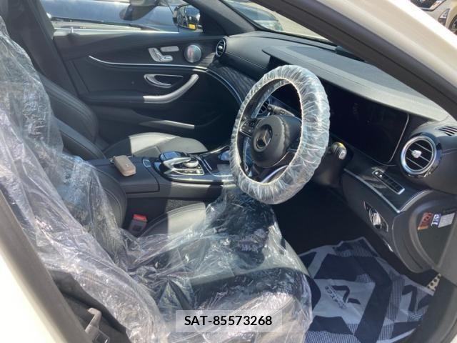 Mercedes Benz E-CLASS 2017-08 8158788-8