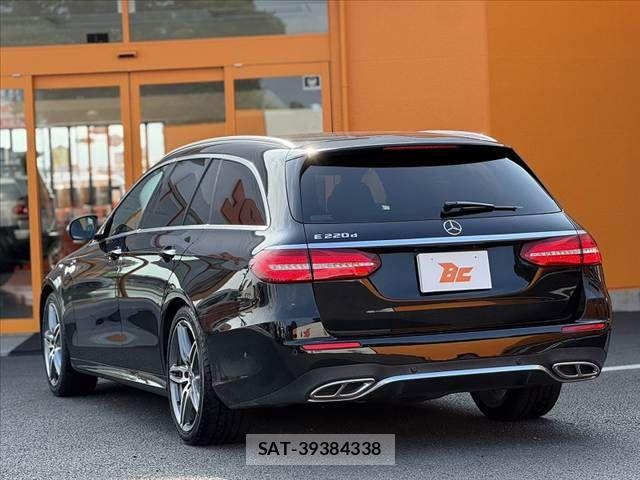 Mercedes Benz E-CLASS 2018-01 8208656-14