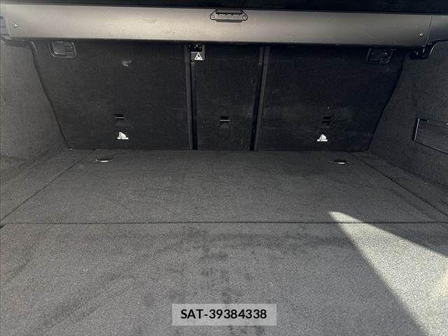 Mercedes Benz E-CLASS 2018-01 8208656-18