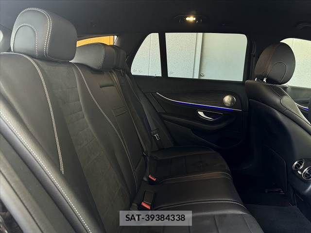 Mercedes Benz E-CLASS 2018-01 8208656-19