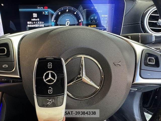 Mercedes Benz E-CLASS 2018-01 8208656-2