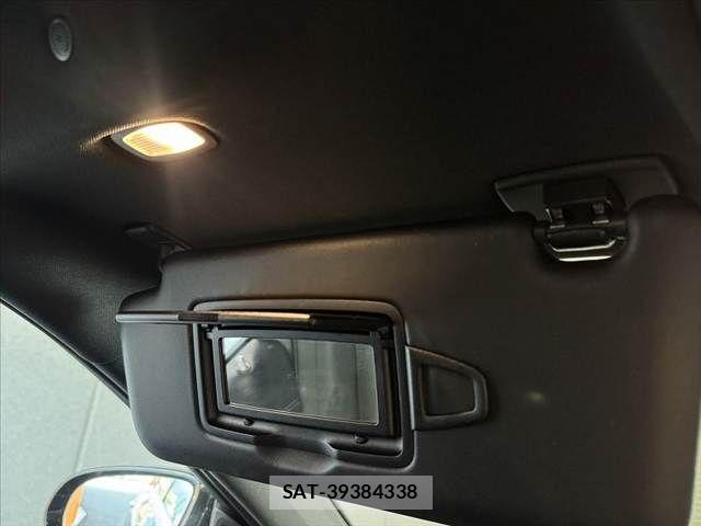 Mercedes Benz E-CLASS 2018-01 8208656-29
