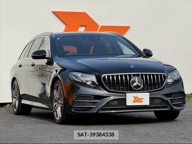 Mercedes Benz E-CLASS 2018-01 8208656-7