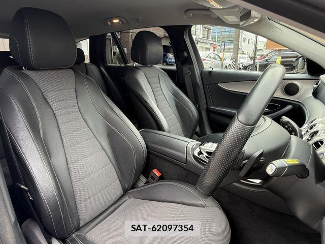 Mercedes Benz E-CLASS 2017-08 8208657-10