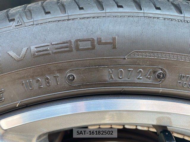 Mercedes Benz E-CLASS 2017-02 8208655-27