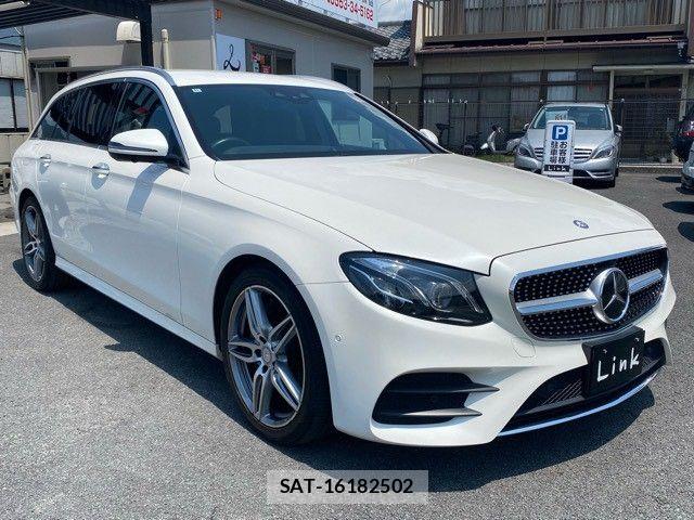 Mercedes Benz E-CLASS 2017-02 8208655-3