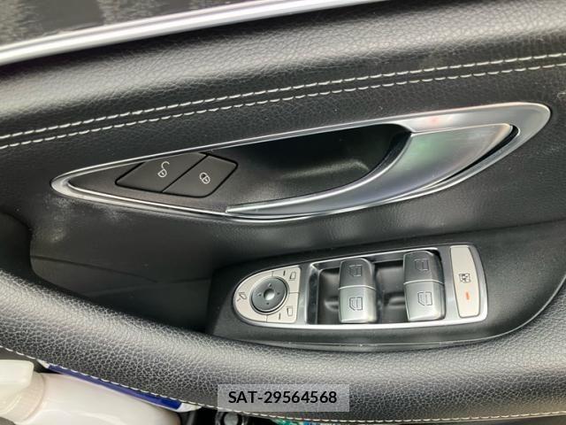 Mercedes Benz E-CLASS 2017-07 8208653-15