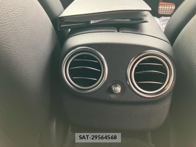 Mercedes Benz E-CLASS 2017-07 8208653-24