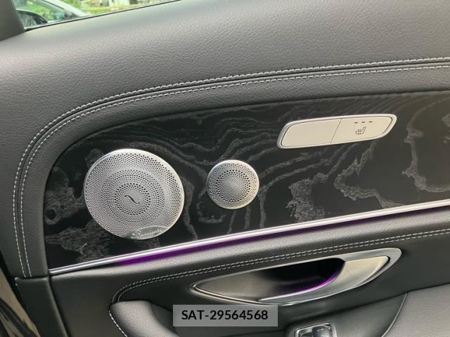 Mercedes Benz E-CLASS 2017-07 8208653-29