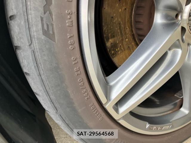 Mercedes Benz E-CLASS 2017-07 8208653-5