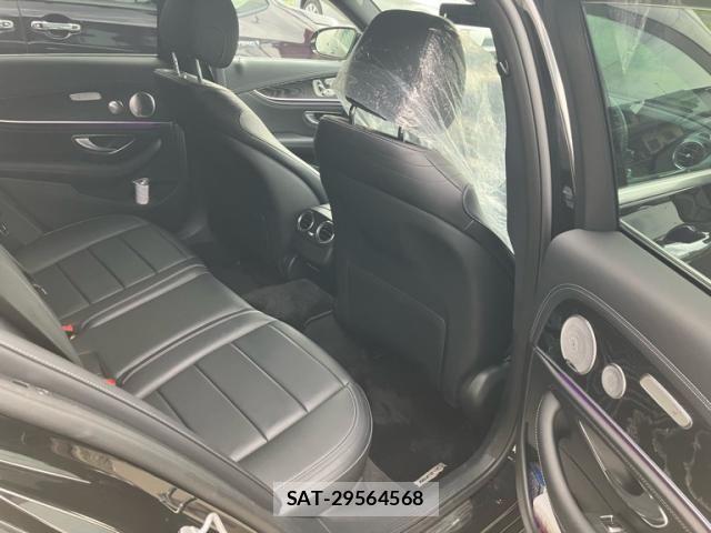 Mercedes Benz E-CLASS 2017-07 8208653-7