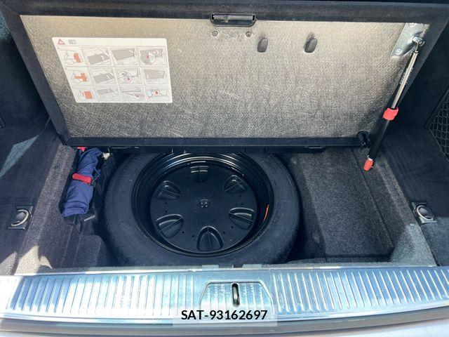 Mercedes Benz E-CLASS 2009-11 8208658-24