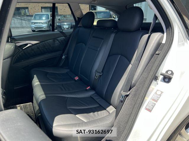Mercedes Benz E-CLASS 2009-11 8208658-25