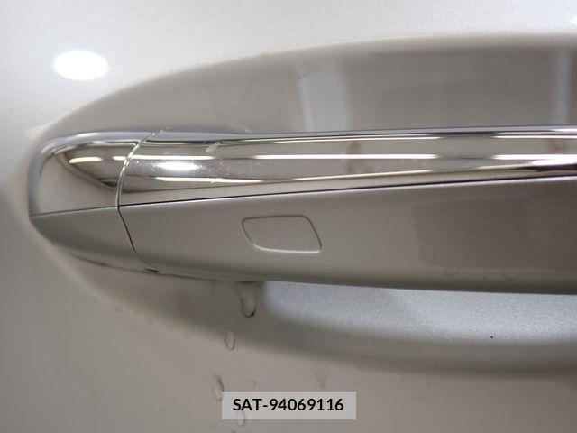 Mercedes Benz E-CLASS 2017-09 8245878-11