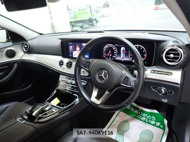 Mercedes Benz E-CLASS 2017-09 8245878-1