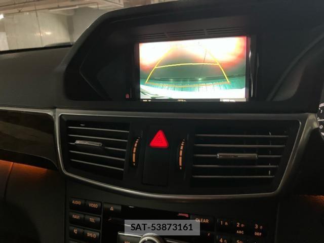 Mercedes Benz E-CLASS 2011-12 8315394-18