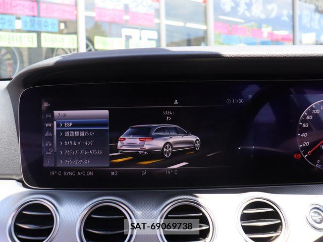Mercedes Benz E-CLASS 2018-01 8336739-9