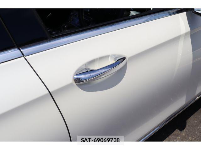 Mercedes Benz E-CLASS 2018-01 8336739-17