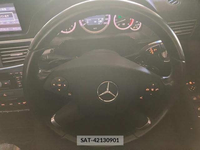 Mercedes Benz E-CLASS 2010-03 8336740-9