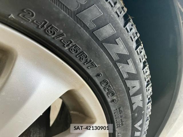 Mercedes Benz E-CLASS 2010-03 8336740-22
