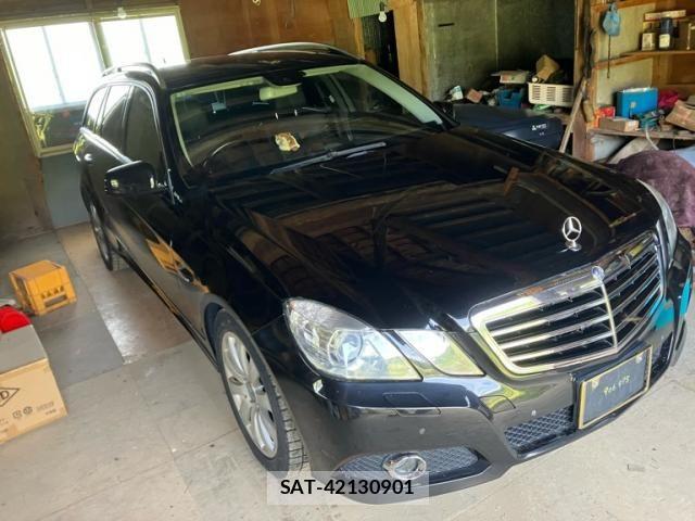 Mercedes Benz E-CLASS 2010-03 8336740-2