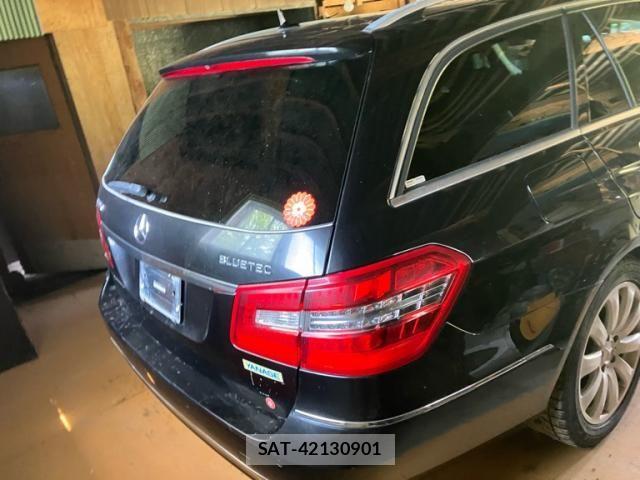 Mercedes Benz E-CLASS 2010-03 8336740-4