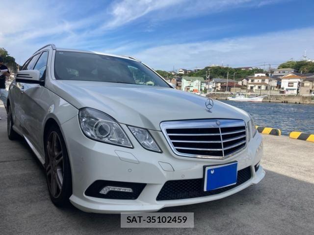 Mercedes Benz E-CLASS 2011-06 8366947-2