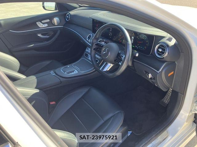 Mercedes Benz E-CLASS 2022-05 8366944-1