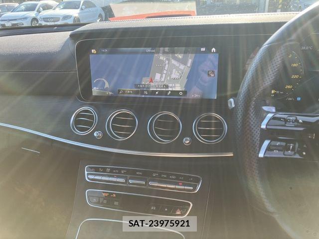 Mercedes Benz E-CLASS 2022-05 8366944-7