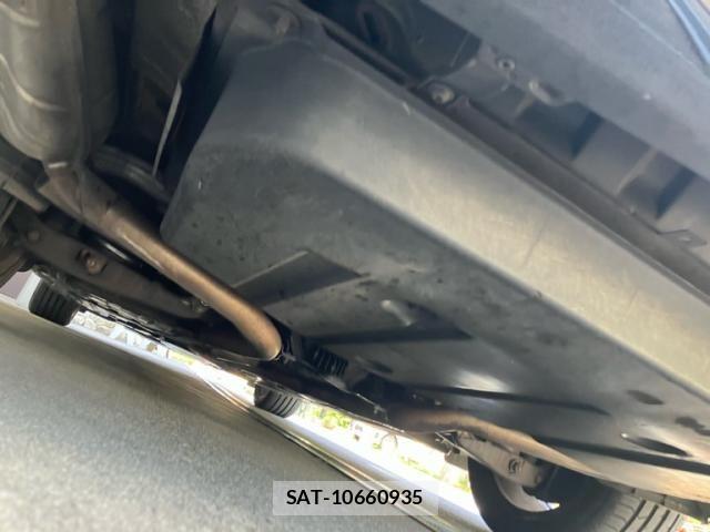 Mercedes Benz E-CLASS 2010-03 8366950-16