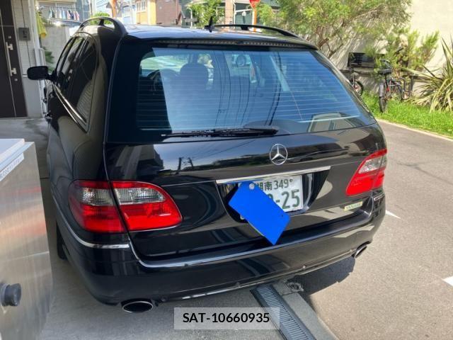 Mercedes Benz E-CLASS 2010-03 8366950-2