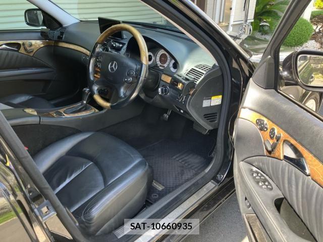 Mercedes Benz E-CLASS 2010-03 8366950-4