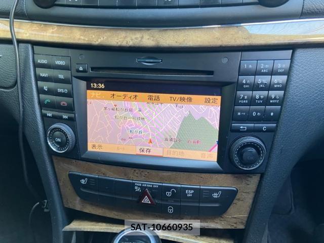 Mercedes Benz E-CLASS 2010-03 8366950-5