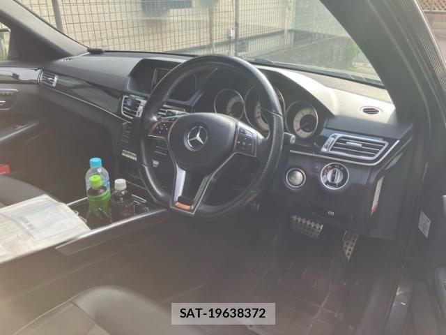 Mercedes Benz E-CLASS 2016-03 8366946-10
