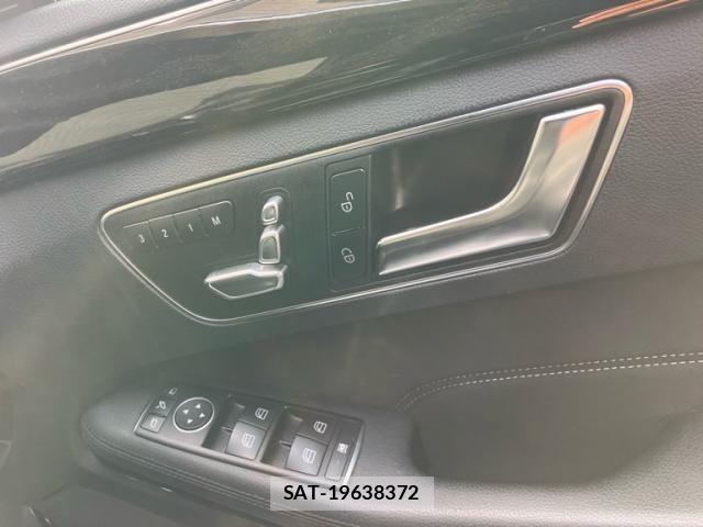 Mercedes Benz E-CLASS 2016-03 8366946-11