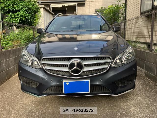 Mercedes Benz E-CLASS 2016-03 8366946-1